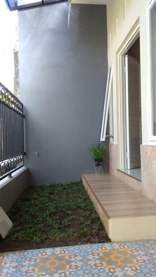Homestay Wahyudi 1 Syariah Tlekung Buitenkant foto